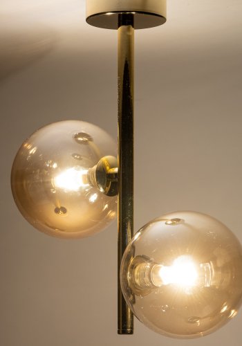 TK Estera taklampe, m. 2 skjermer - gull glass og metall