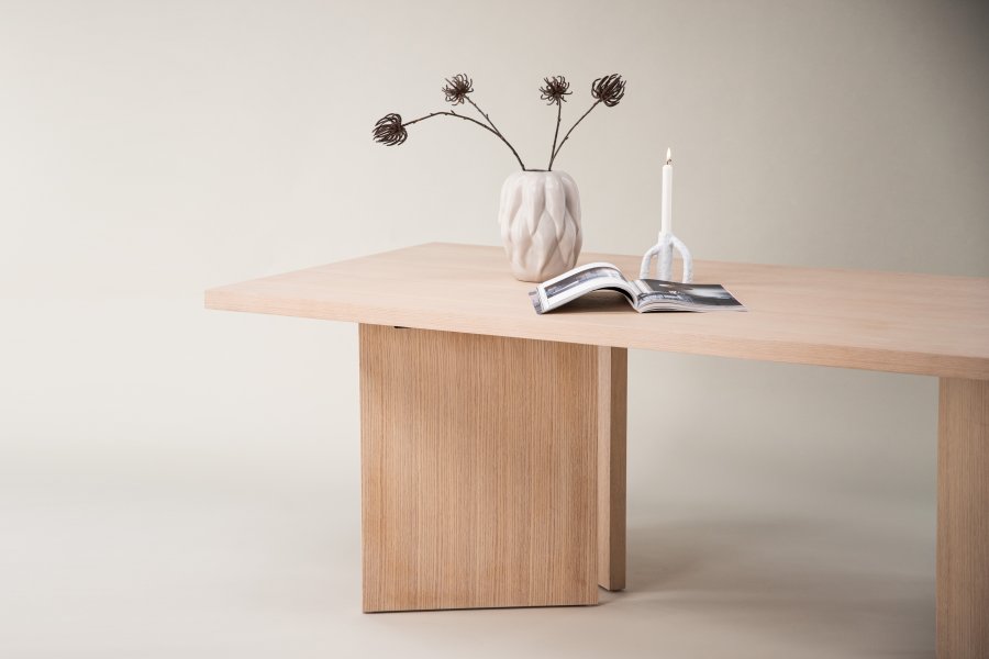 VIND COLLECTION Bassholmen spisebord, rektangulrt - hvitkalket finer (240x100)