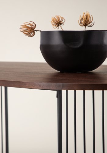 VIND COLLECTION Hamneskär spisebord, ovalt - valnttfiner og sort stl (220x110)