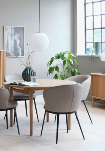 Carno skjenk, med 2 skyvedrer, 2 hyller og 1 skuff - naturlig eik