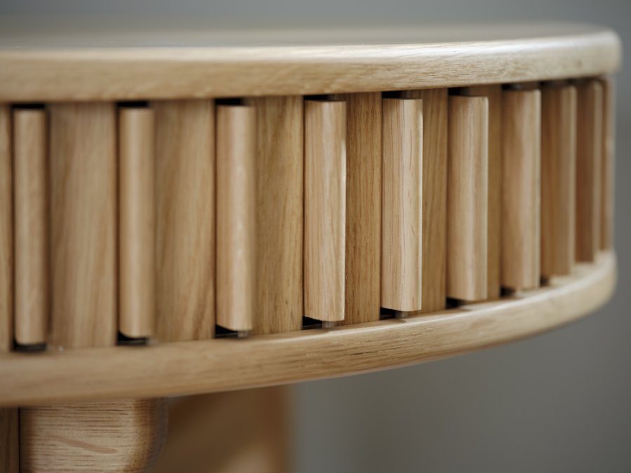 Carno Schreibtisch, mit 2 Schiebetüren und 1 Fach, oval - Eichenfurnier natur und Eiche (60x120)