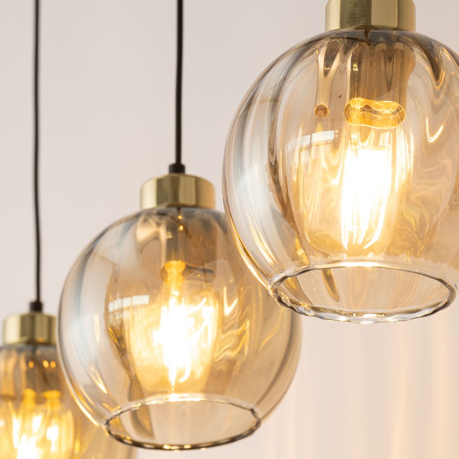 TK Devi loftlampe, m. 3 skrme - rav glas og sort metal