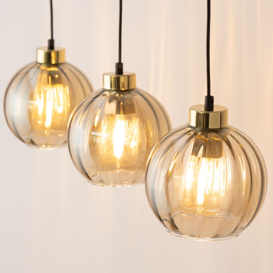 TK Devi loftlampe, m. 3 skrme - rav glas og sort metal