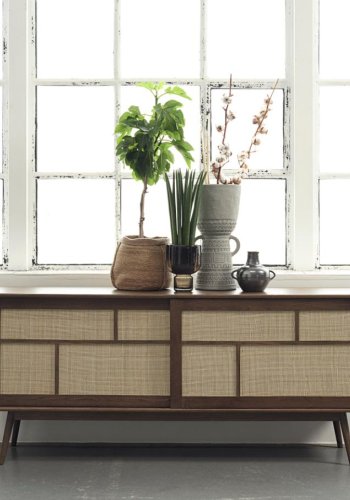 Barrali Sideboard mit 2 Schiebetüren und 1 Schublade – Rattan und geräucherte Eiche