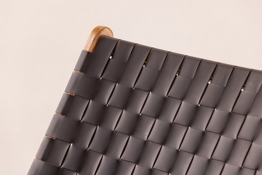 VIND KOLLEKSJON Rike lenestol - brun PU og naturlig teak