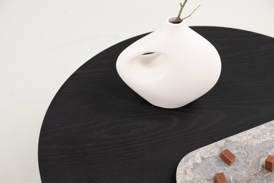 VIND KOLLEKSJON Saltö Stort salongbord, rundt - svart finer (85)