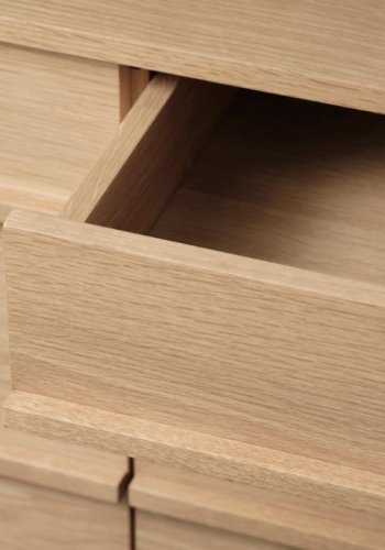 Ponza skjenk, m. 3 drer og 1 skuff - naturlig eikefiner (B:140)