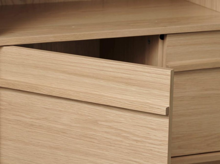 Ponza bokhylle, m. 2 drer - naturlig eik (H:140)