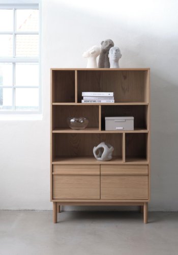 Ponza bokhylle, m. 2 drer - naturlig eik (H:140)