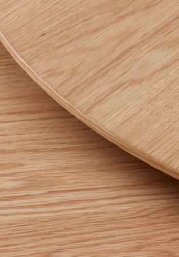 Adda Couchtisch, rund – Eichenfurnier natur und Eichenlatten (2er-Set)