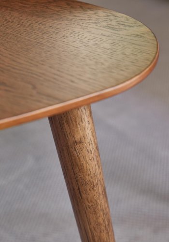 Adda salongbord, trekantet - rkt eikefiner og lamell eik (sett med 2)