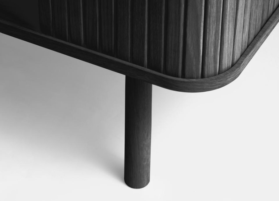  Cavo TV-bord, m. 2 skyvedrer og 2 hyller - svart eik (160x40)