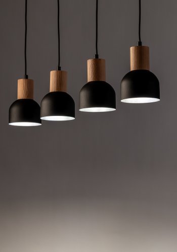 TK Cairo loftlampe, m. 4 skjermer - naturlig tre og sort metall