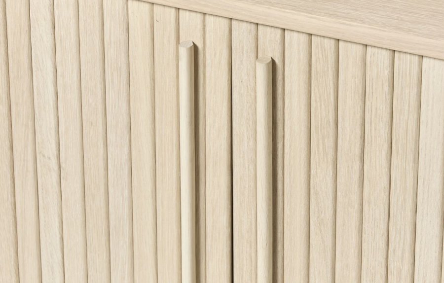 Meta sknk, m. 2 skydelger og 2 hylder, oval - hvidpigmenteret eg