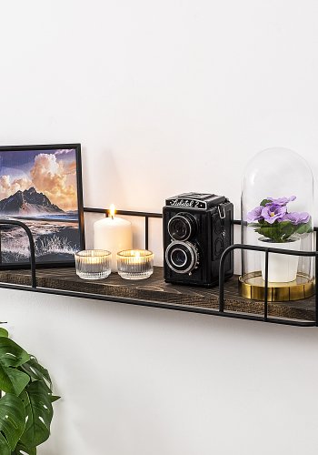 NORDVRK Syringa vegghylle - mrk valnttfarget grantre og sort metall