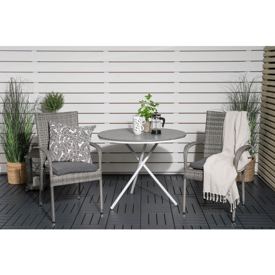 VENTURE DESIGN Gartenset mit Parma-Tisch ( 90) und 2 Anna-Stühlen mit Armlehnen – weißes Aluminium/graues Rattan/Aintwood