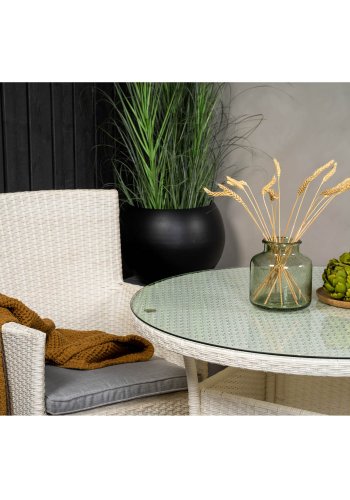 VENTURE DESIGN havest m. Volta bord (90) og 2 Malin stole m. armln og hynde - hvid rattan og glas