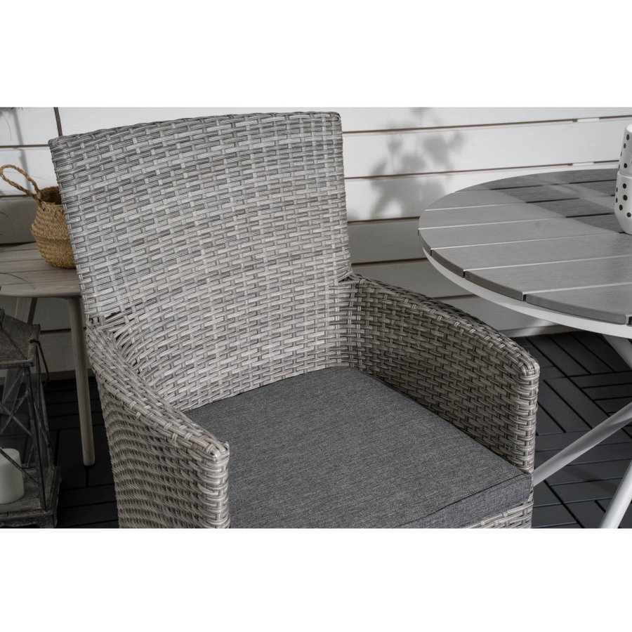 VENTURE DESIGN havest m. Parma bord ( 90) og 2 Malin stole m. armln + hynde - gr aintwood/rattan