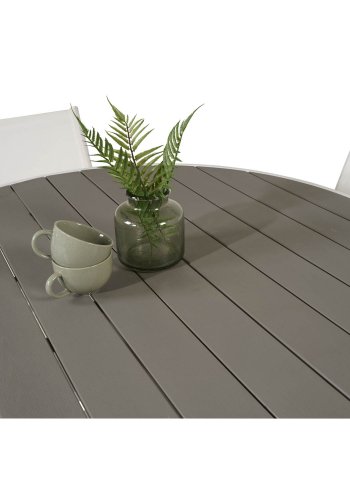 VENTURE DESIGN Gartenset mit Parma Tisch ( 140) und 4 Santorini Stühlen mit Armlehnen - Weißaluminium/Textilene