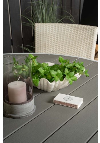 VENTURE DESIGN havest m. Parma bord (140) og 4 Malin stole m. armln - hvid rattan/gr aintwood