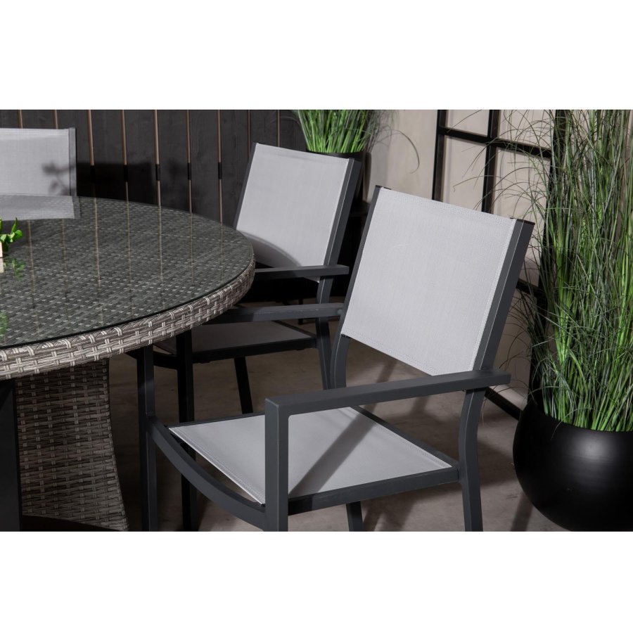 VENTURE DESIGN havest m. Volta bord (150) og 6 Copacabana stole m. armln - gr rattan/textilene