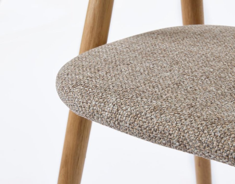 Relate spisebord stol, m. armlen - latte melange stoff og naturlig eik