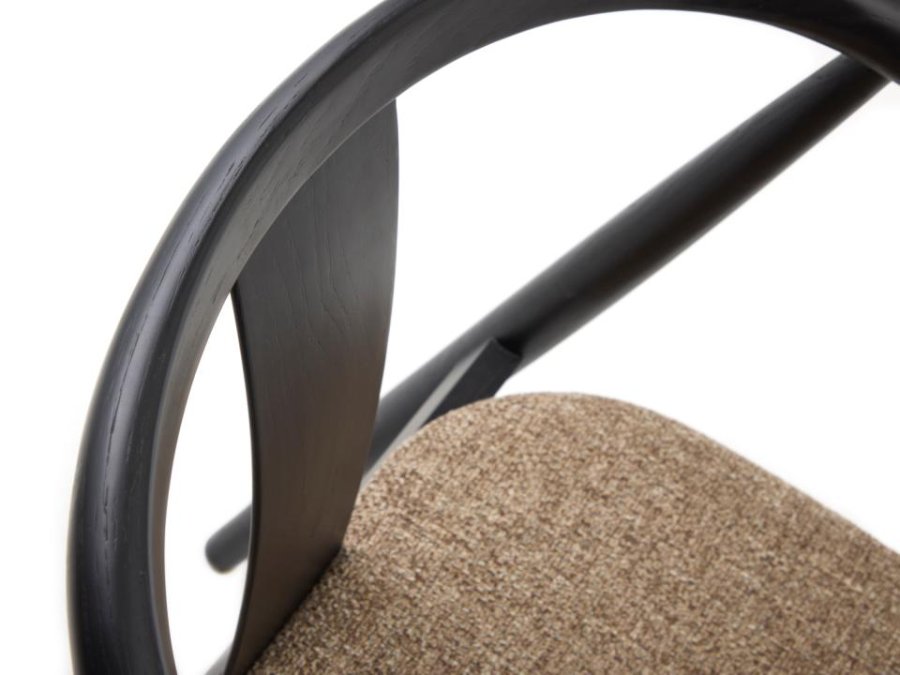 Relate spisebord stol, m. armlen - latte melange stoff og sort eik