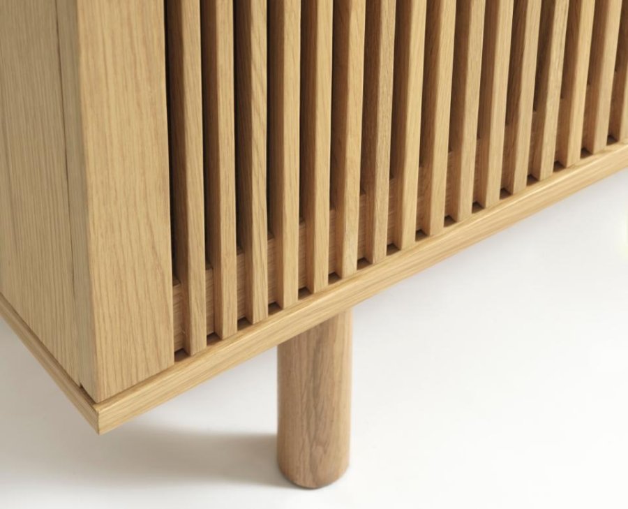 Tiber sk�nk, m. 3 l�ger og 2 hylder - natur egetr�sfin�r