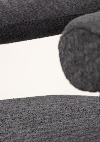 VINN KOLLEKSJON Höksen x Josefin Lustig lenestol, m. armlener - mrkegrtt boucléstoff og sort stl