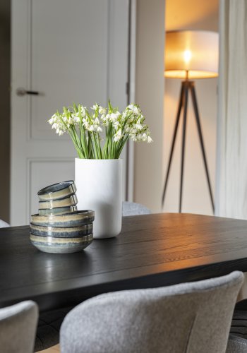 ZUIVER Stativ gulvlampe - gr og svart metall