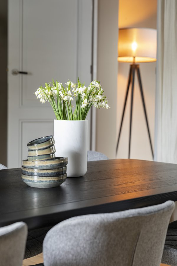 ZUIVER Stativ gulvlampe - gr og svart metall