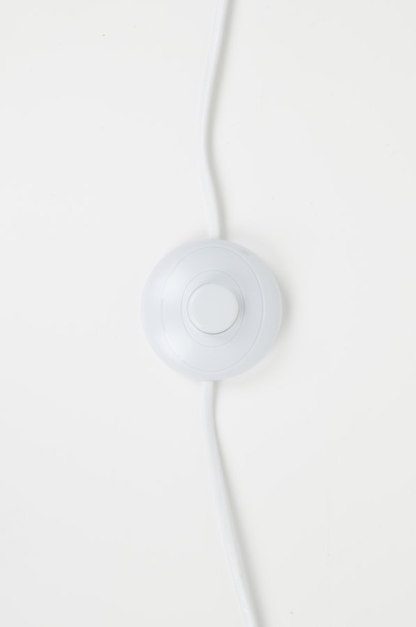 ZUIVER Stativ gulvlampe - hvit og naturlig tre