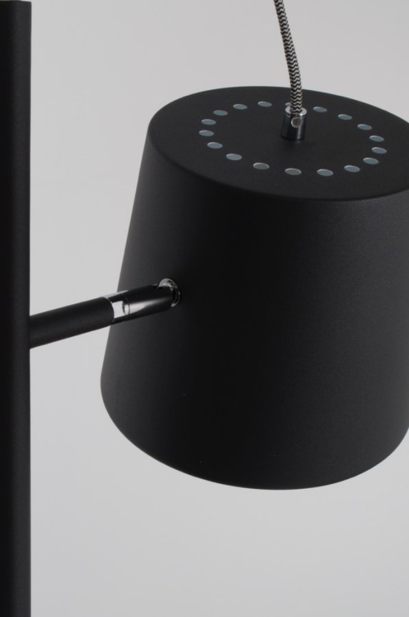 ZUIVER Buckle Head gulvlampe - svart jern