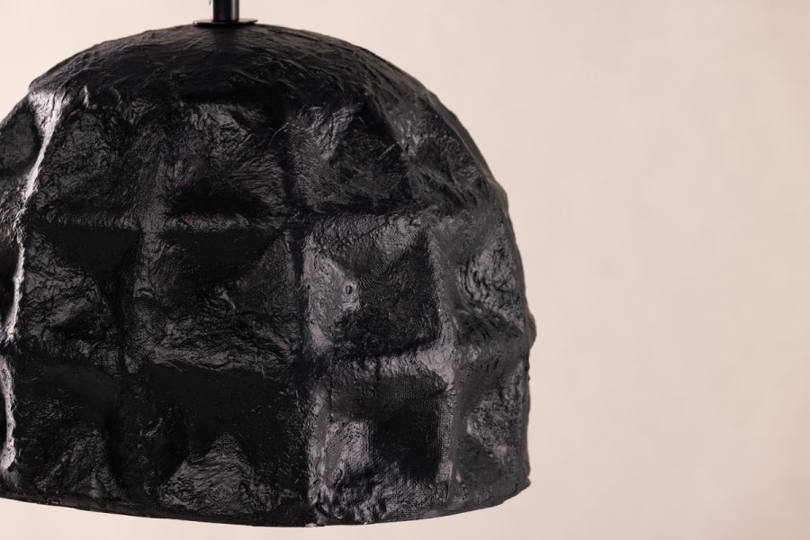 VIND COLLECTION Hogstorp taklampe - sort polyresin