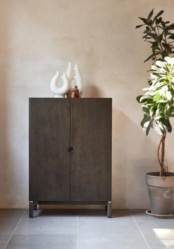 Arun skab, m. 2 lger og 4 hylder - espressoolie (H:130)