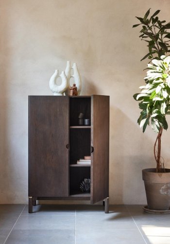 Arun skab, m. 2 lger og 4 hylder - espressoolie (H:130)