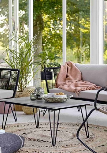 BLOOMINGVILLE Mundo Gartentisch - grau/schwarz Zement/Metall, rechteckig (90x60)