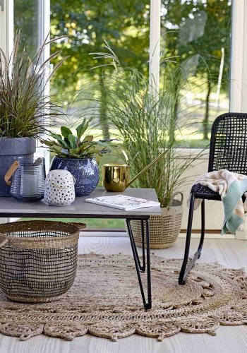 BLOOMINGVILLE Mundo Gartentisch - grau/schwarz Zement/Metall, rechteckig (90x60)