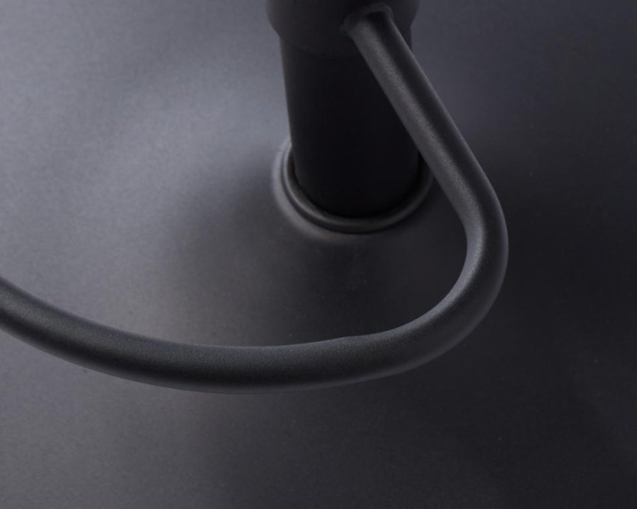 Nolan barstol, firkantet, m. rygg, armlen og fotsttte - mrkegr polyester og sort metall