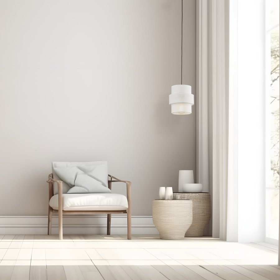 TK Calisto taklampe - hvitt stoff og sort metall