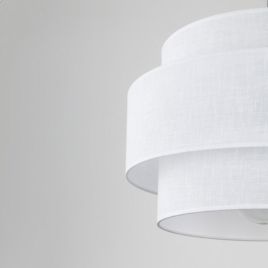 TK Calisto taklampe - hvitt stoff og sort metall