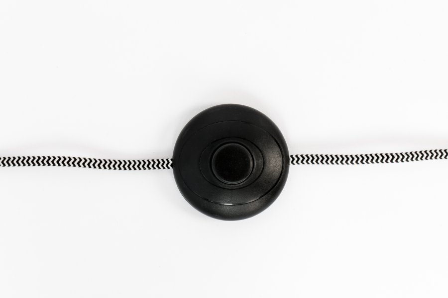 WHITE LABEL LIVING Tokio gulvlampe - svart jern