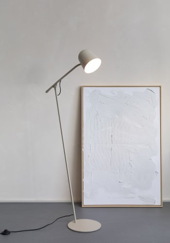 ZUIVER Lau gulvlampe - risbrunt jern