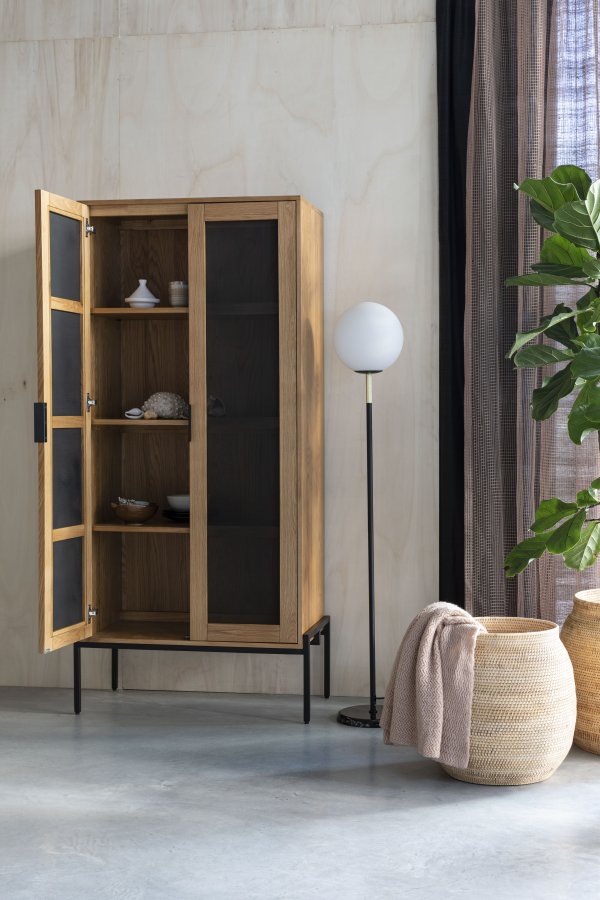 ZUIVER Orion gulvlampe - opalt glass og sort marmor