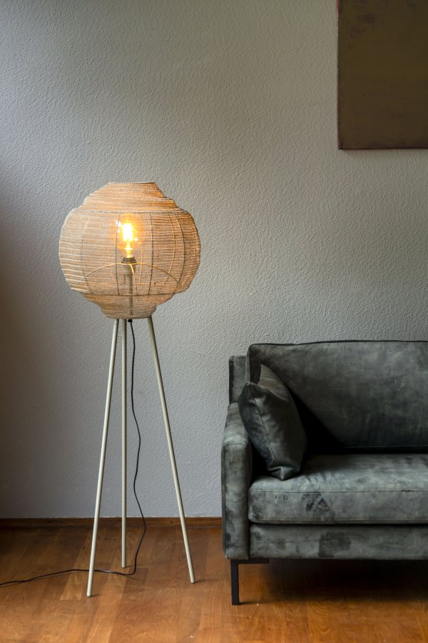 DUTCHBONE Gulvlampe Meezan Sandgr�