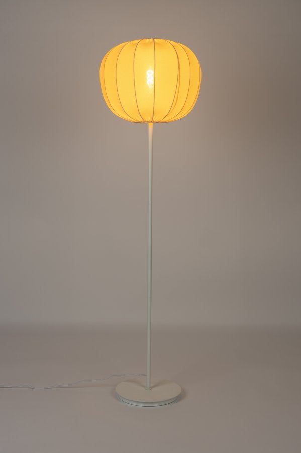 WHITE LABEL LIVING Shem gulvlampe - hvitt jern