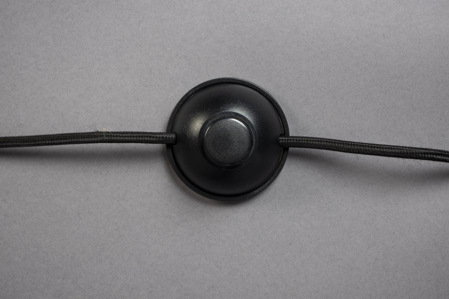 DUTCHBONE Cath Stehleuchte - Leinen und walnussfarbenes Mangoholz