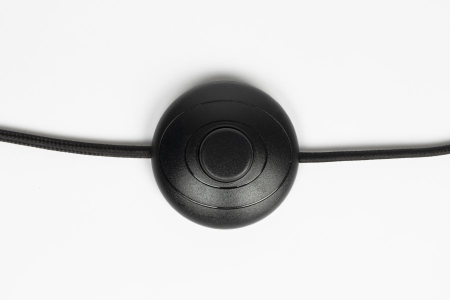 WHITE LABEL LIVING Martine gulvlampe - sort metall