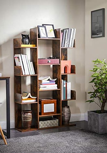 VASAGLE bokhylle, m. 13 rom - rustikk brun sponplate