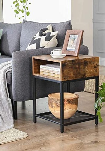 VASAGLE sidebord, 1 mesh ildsted og 1 pen plass - rustikk brun sponplate og svart stl (40x40)